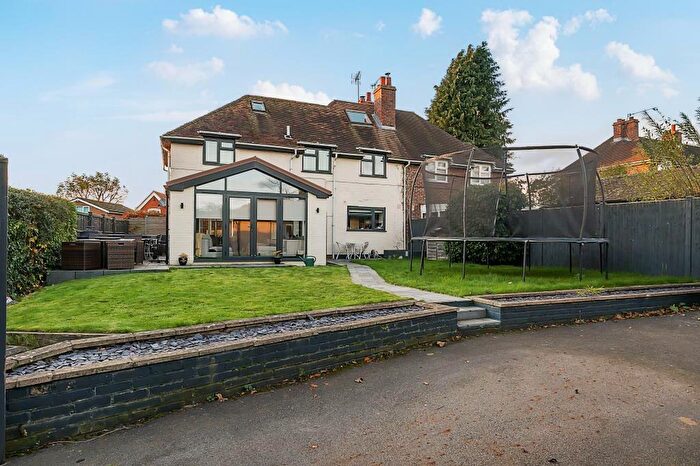 3 Bedroom Semi-Detached House For Sale In Wanbourne Lane, Nettlebed, RG9