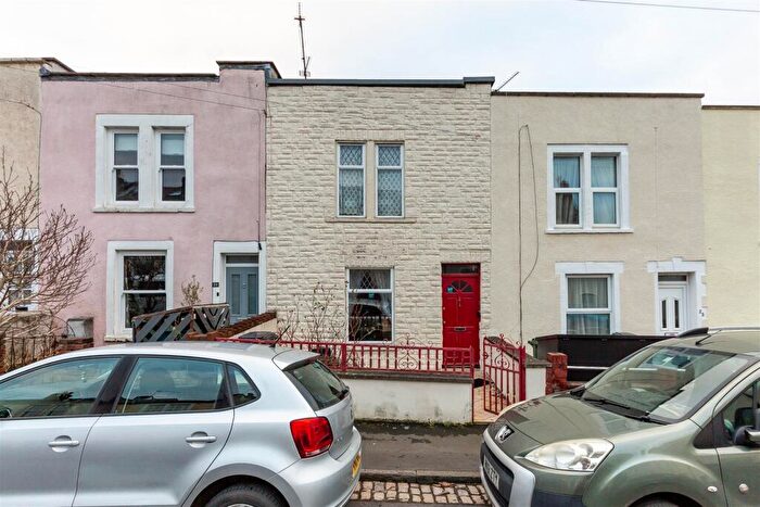 3 Bedroom Terraced House For Sale In Melbourne Road | Bishopston, BS7