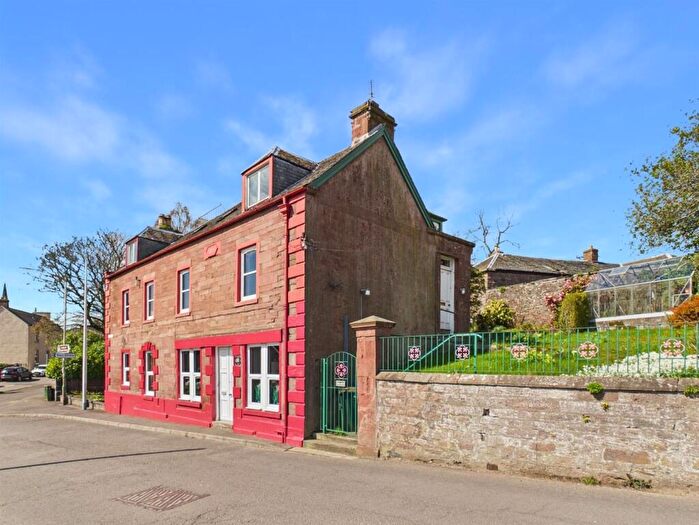 4 Bedroom Maisonette For Sale In Hill Street, Alyth, Blairgowrie, PH11