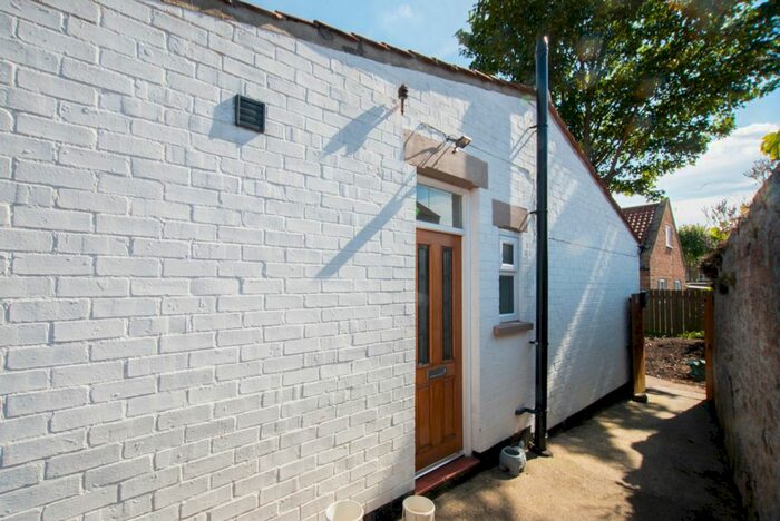 2 Bedroom Bungalow To Rent In Chambers Lane, Hornsea, HU18