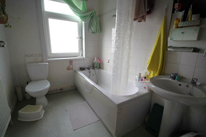2 Bedroom Terraced House For Sale In Allanson Road, Northenden, Manchester, M22