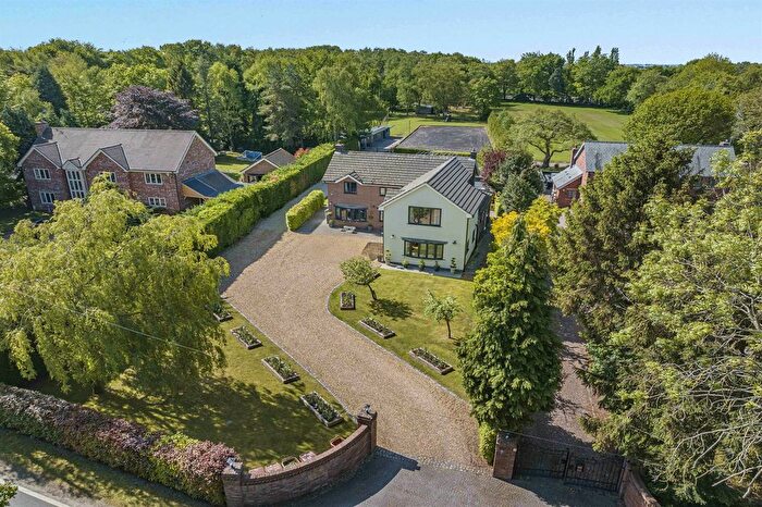 5 Bedroom Detached House For Sale In Northwich Road, Cranage, WA16