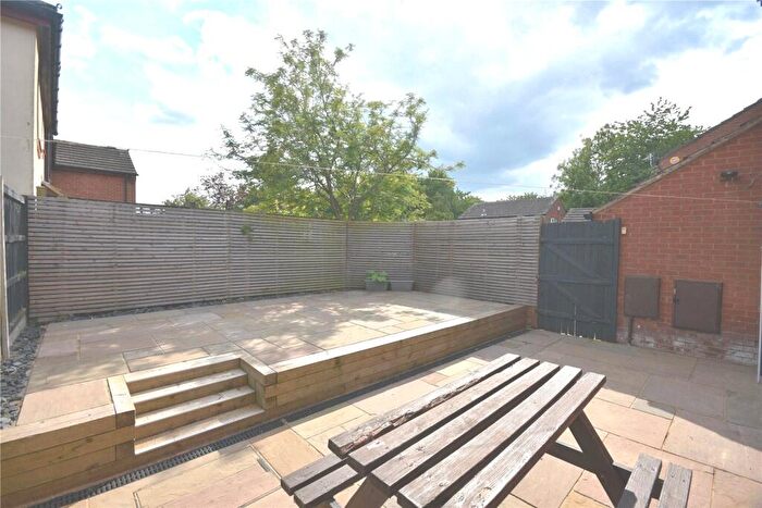 2 Bedroom End Of Terrace House To Rent In High Bank Close, Leeds, West Yorkshire, LS15