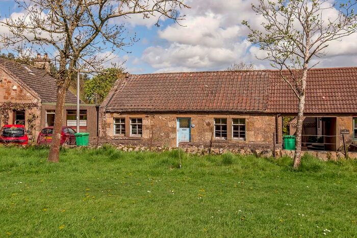 3 Bedroom Semi-Detached House For Sale In Ladybank Road, Pitlessie, Cupar, KY15