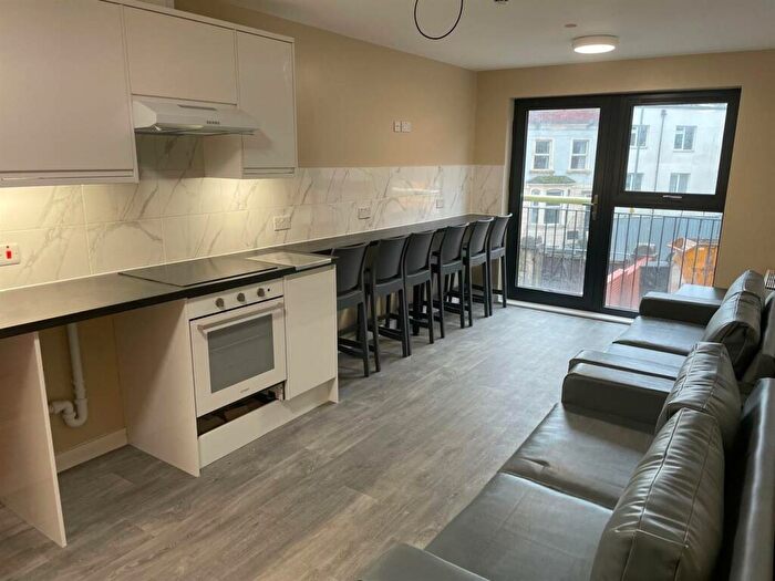 7 Bedroom Flat To Rent In Stokes Croft, Bristol, BS2