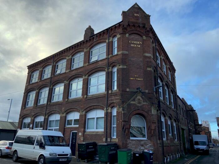 1 Bedroom Flat To Rent In Camden House, OL6