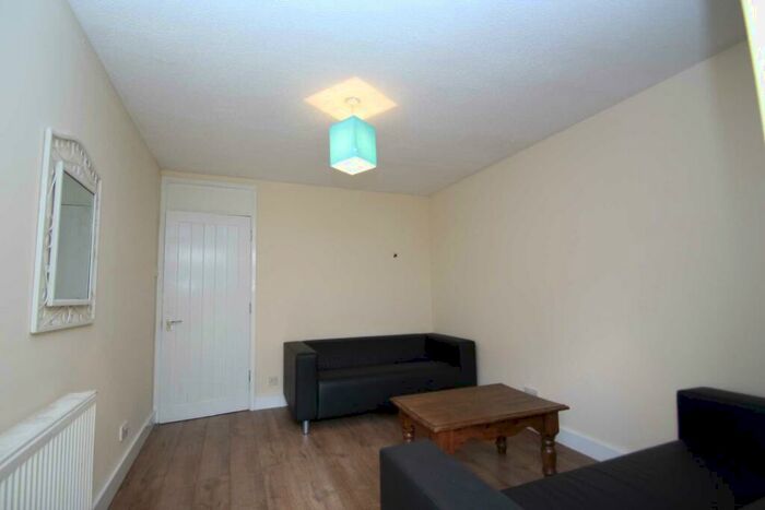 4 Bedroom House To Rent In Fettiplace Road, Oxford **Student Property **, OX3