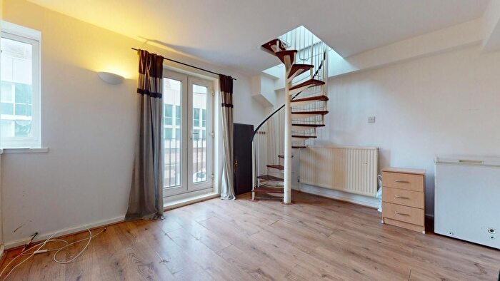 1 Bedroom Studio To Rent In Double Room, Chalton Street, Euston, NW1