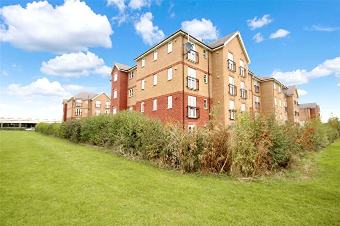 2 Bedroom Apartment To Rent In Murrayfield House, Swindon, Wiltshire, SN3