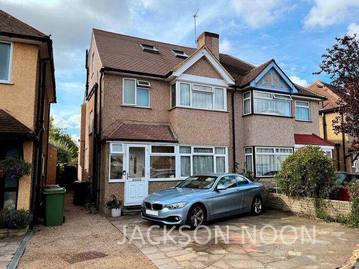 4 Bedroom Semi-Detached House To Rent In Poole Road, West Ewell, KT19