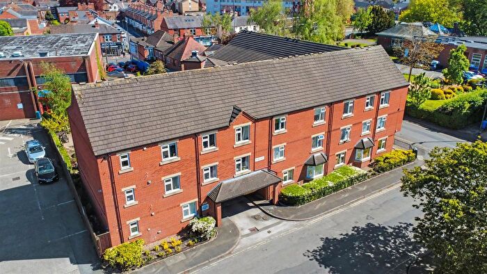 2 Bedroom Flat For Sale In Albert Road, Long Eaton, NG10