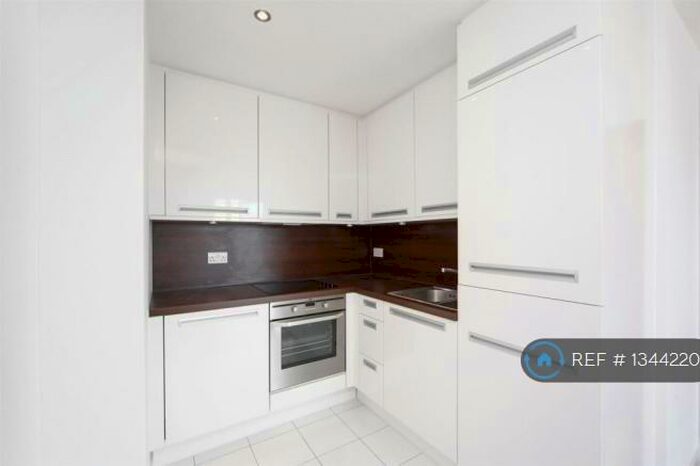 1 Bedroom Flat To Rent In Adana Building, London, SE13