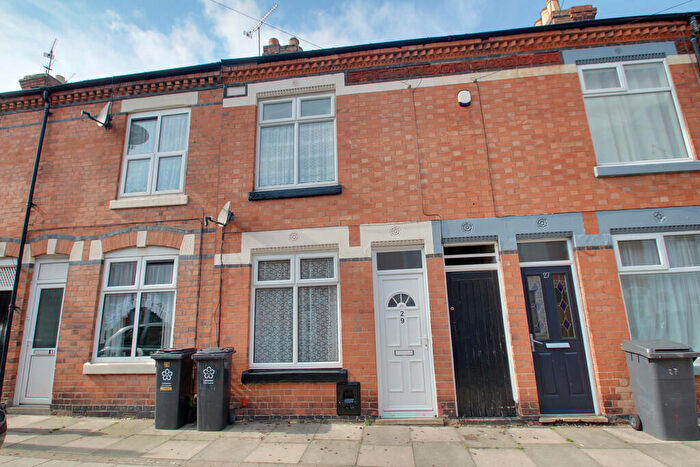2 Bedroom Terraced House To Rent In Denmark Road, Leicester, LE2
