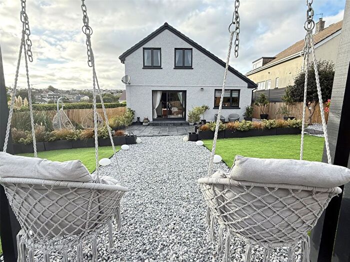 4 Bedroom Detached House For Sale In Roslyn Close, St Austell, PL25