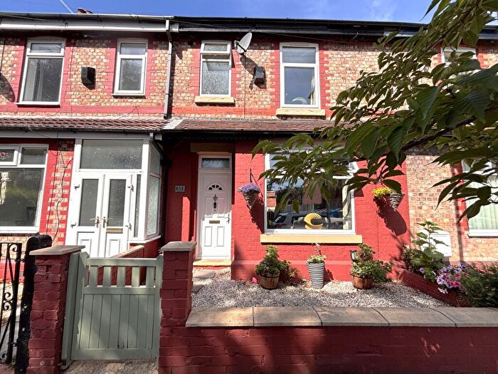 3 Bedroom Terraced House For Sale In Henshaw Street, Stretford, M32