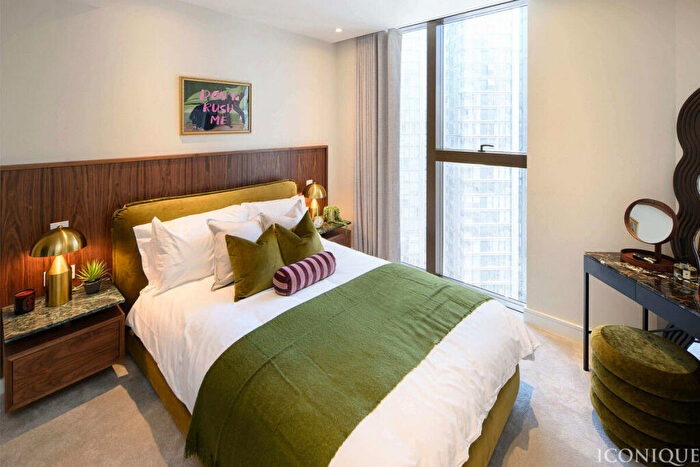 2 Bedroom Apartment For Sale In Marsh Wall, London, E14