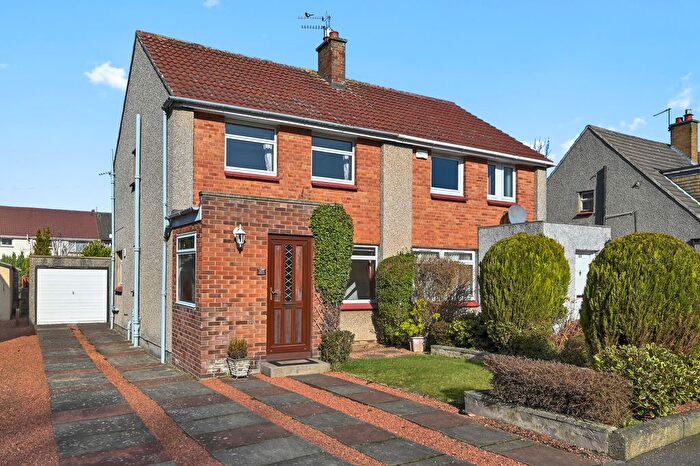 3 Bedroom Semi-Detached House For Sale In Muir Wood Road, Currie, EH14