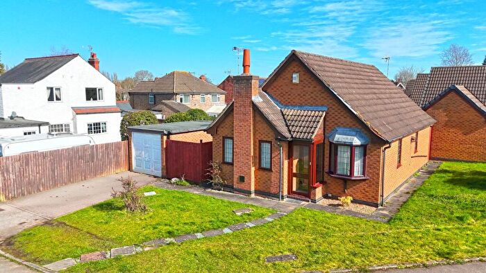 2 Bedroom Detached Bungalow For Sale In Milverton Close, Wigston, LE18