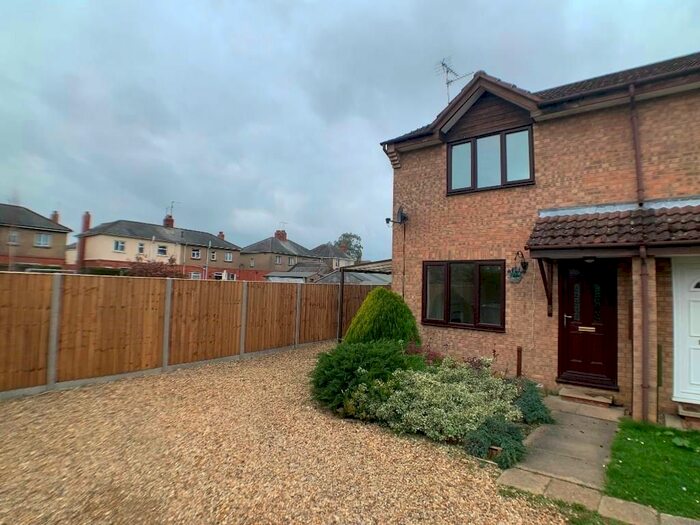 2 Bedroom Semi-Detached House To Rent In Baldwin Grove, Bourne, PE10