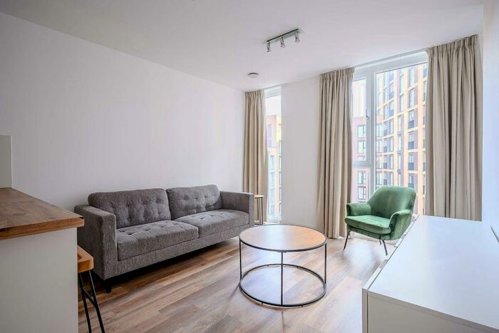 2 Bedroom Flat To Rent In The Wullcomb, Highcross Street, , Furnished, LE1