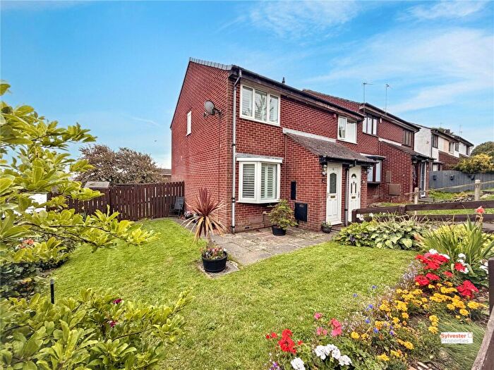 2 Bedroom End Of Terrace House For Sale In Kinross Drive, Stanley, DH9