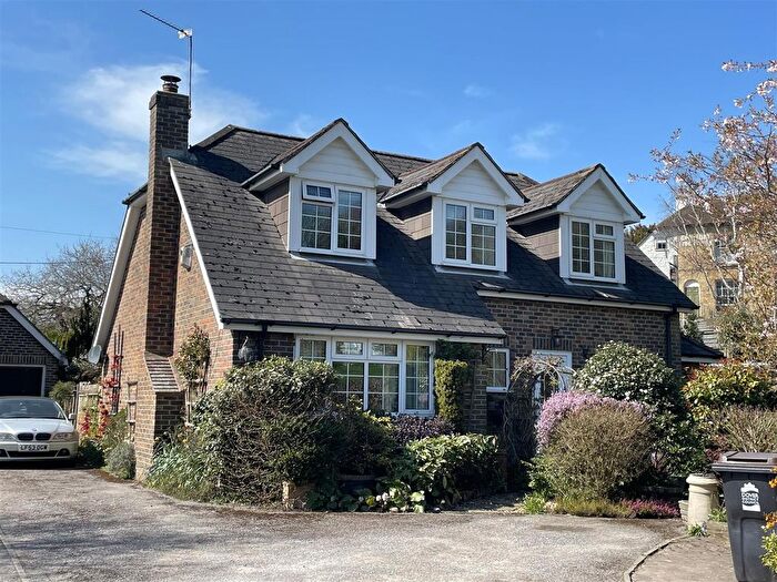 4 Bedroom Detached House For Sale In Hogbrook Hill Lane, Alkham, Dover, CT15