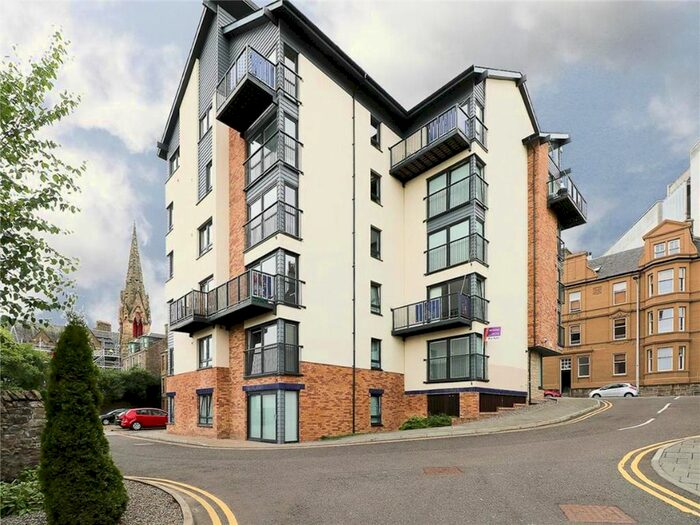 2 Bedroom Flat To Rent In Mcvicars Lane, West End, Dundee, DD1