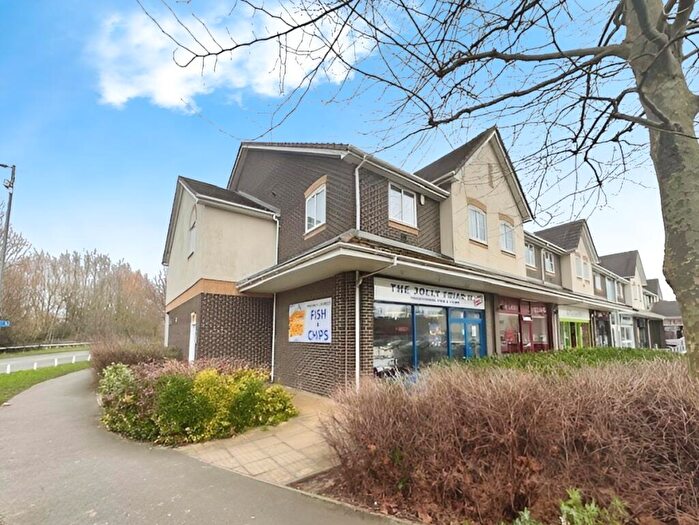 2 Bedroom Flat For Sale In Palomino Place, Westbury, BA13