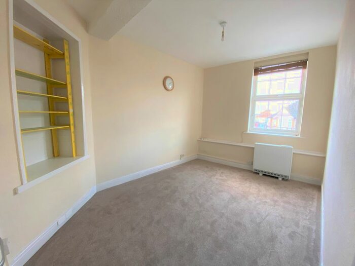1 Bedroom Flat To Rent In Northolt Road, South Harrow, South Harrow, Middx, HA2