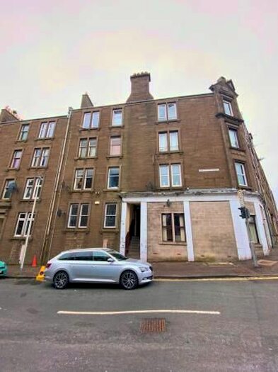 2 Bedroom Flat To Rent In Abbotsford Street, Dundee, DD2