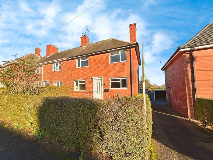 3 Bedroom End Of Terrace House For Sale In First Avenue, Edwinstowe, Mansfield, NG21