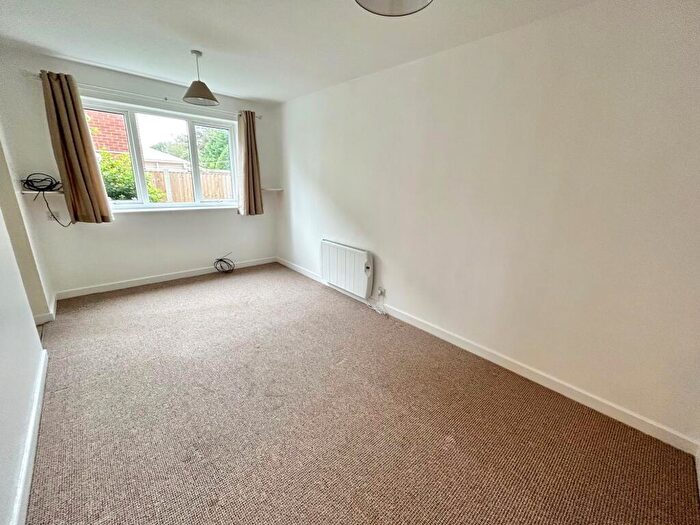 Studio To Rent In Westbury Way, Chester, CH4