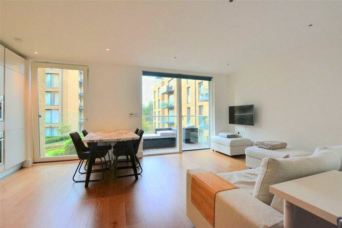 2 Bedroom Apartment To Rent In Tizzard Grove, London, SE3