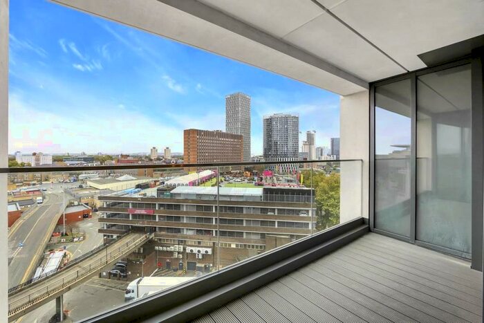 1 Bedroom Apartment To Rent In Legacy Tower, Stratford, E15