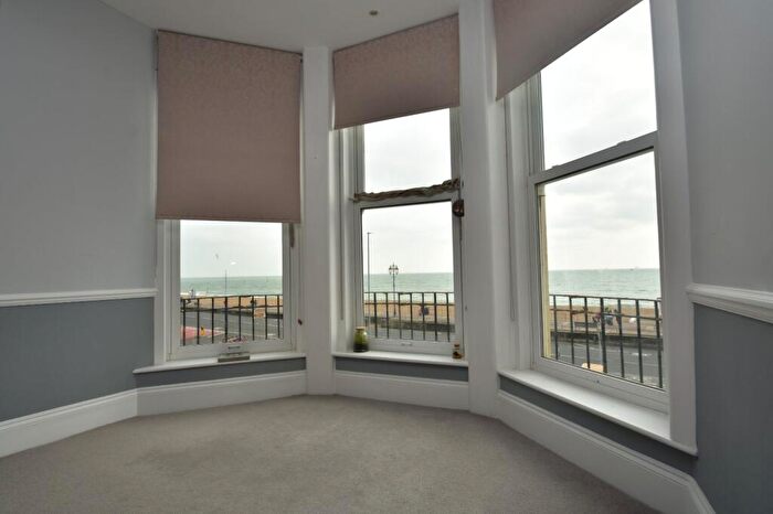 1 Bedroom Flat To Rent In St. Helens Parade, Southsea, Hampshire, PO4