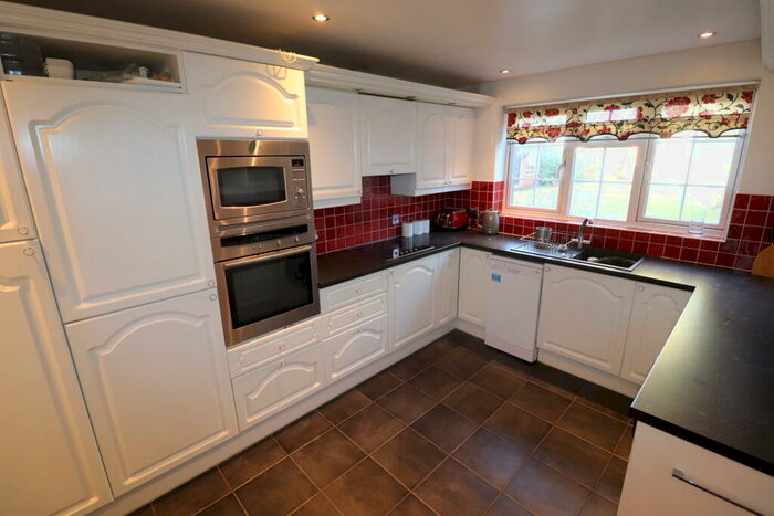 3 Bedroom House To Rent In Billericay, CM11