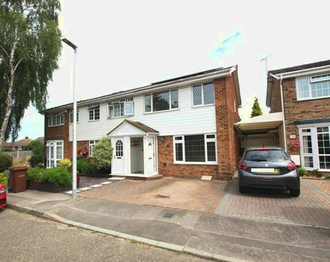 3 Bedroom Semi-Detached House To Rent In Tanker Hill, Gillingham, ME8