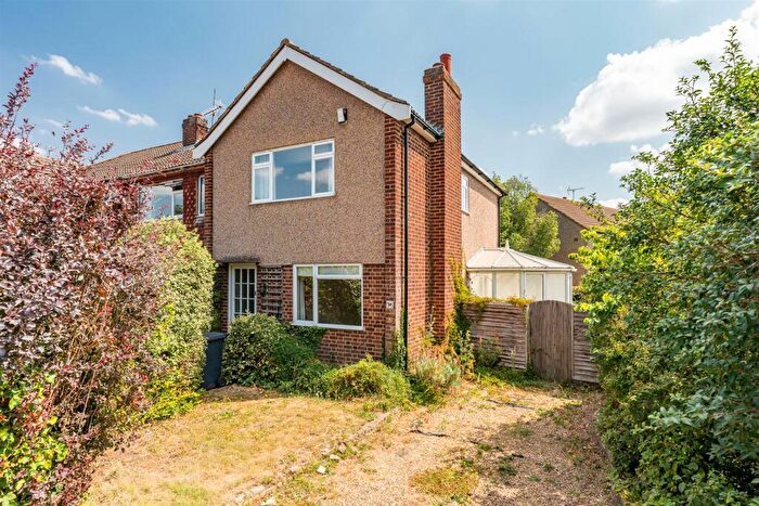 3 Bedroom End Of Terrace House For Sale In Lichfield Way, Broxbourne, EN10