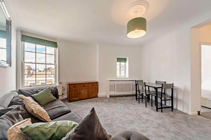 2 Bedroom Flat For Sale In Portpool Lane, London, EC1N - Photo 6