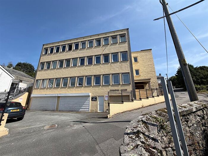 1 Bedroom Flat To Rent In South Street, St. Austell, PL25