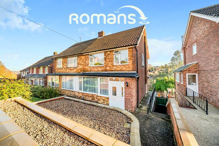 4 Bedroom Semi-Detached House To Rent In Deeds Grove, High Wycombe, HP12