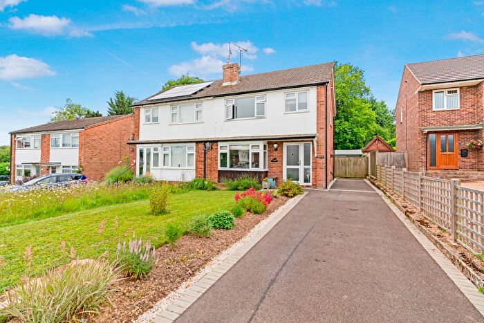 3 Bedroom Semi-detached House For Sale In , Oatfield Drive, Cranbrook, Kent, TN17