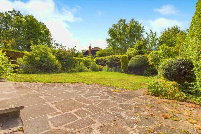 4 Bedroom Detached House For Sale In Station Road, Woolhampton, Reading, Berkshire, RG7