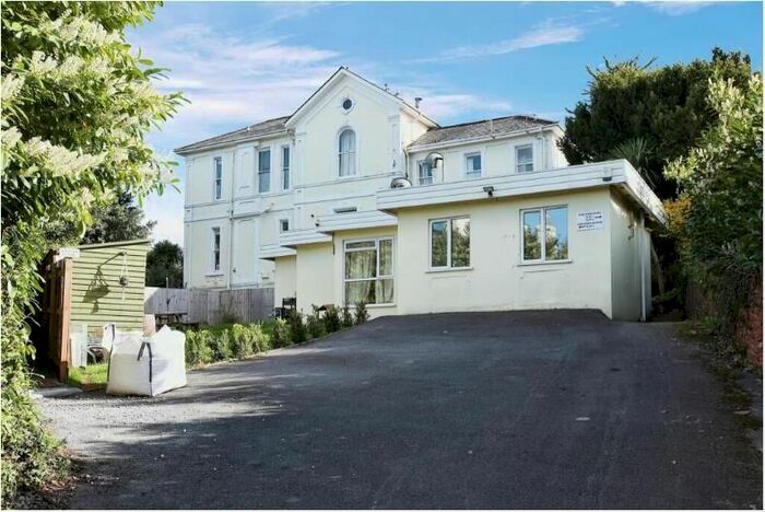 1 Bedroom Flat To Rent In Chelston Road, Torquay, TQ2