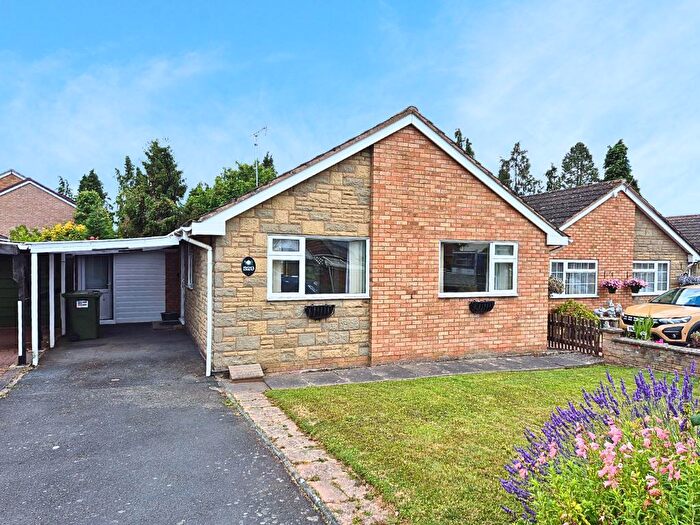 3 Bedroom Detached Bungalow For Sale In Buckfield Road, Leominster, HR6