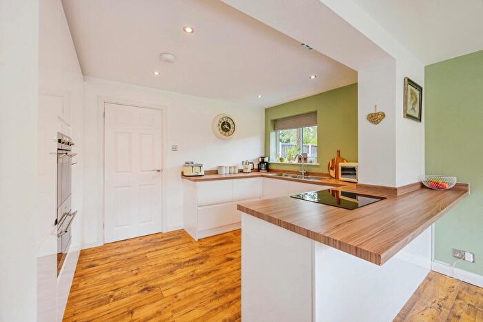 4 Bedroom Detached House For Sale In Swindale, Wilnecote, Tamworth, Staffordshire, B77