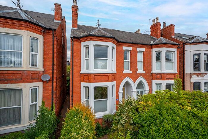 4 Bedroom Semi-Detached House For Sale In Trent Boulevard, West Bridgford, Nottingham, NG2