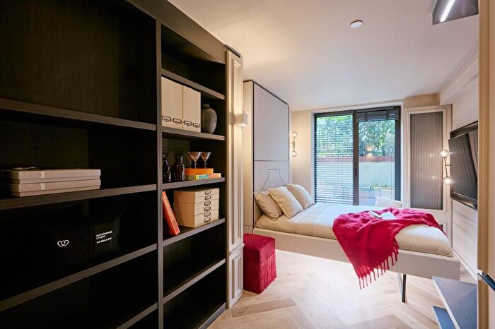 Studio To Rent In Wilesden Lane, London, NW6