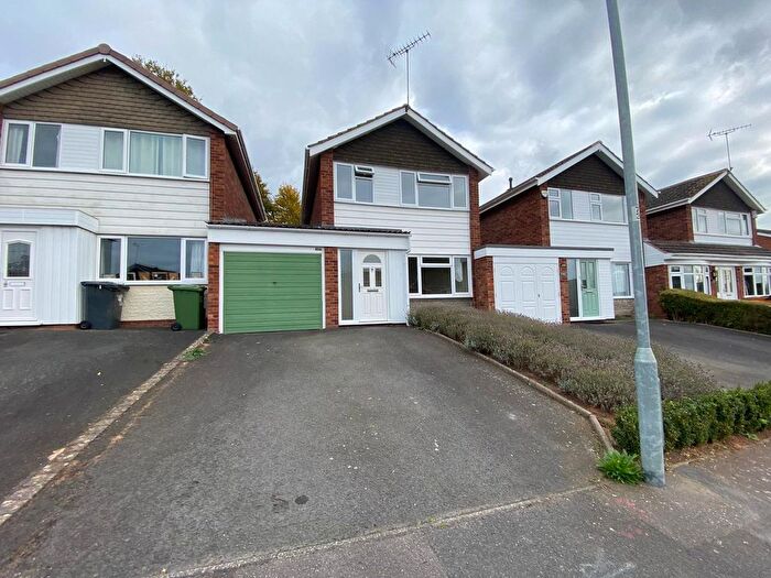 3 Bedroom Property To Rent In Chaucer Crescent, Kidderminster, DY10