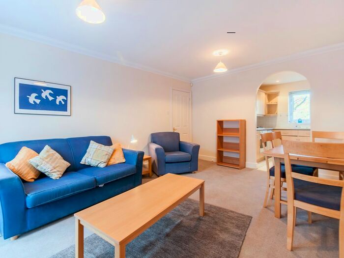 2 Bedroom Flat To Rent In Barton Road, Headington, Oxford, OX3